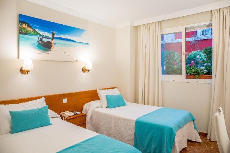 Hotel Romerito Málaga Zimmer foto